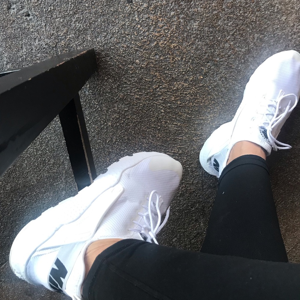 Women’s Nike Huarache. Size 11